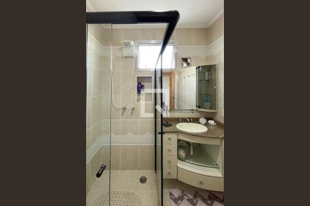 Casa à venda com 312m², 3 quartos e 2 vagasBanheiro Social