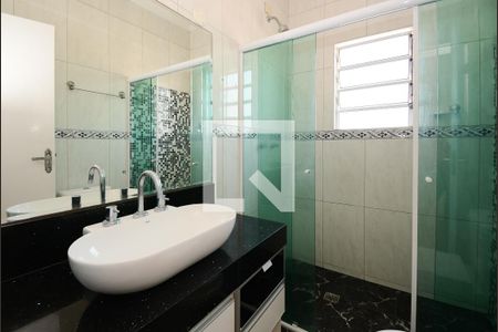 Casa à venda com 210m², 4 quartos e 5 vagasBanheiro da Suíte 1