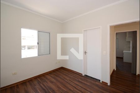 Casa à venda com 210m², 4 quartos e 5 vagasSuíte 2