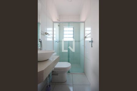 Casa à venda com 210m², 4 quartos e 5 vagasBanheiro da Suíte 3