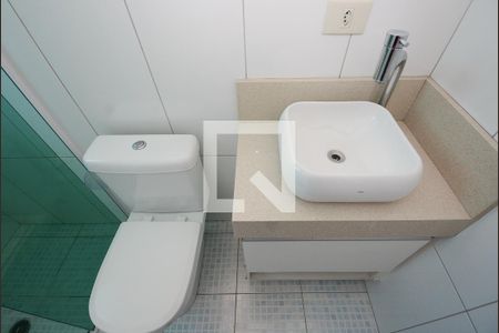 Casa à venda com 210m², 4 quartos e 5 vagasBanheiro da Suíte 2