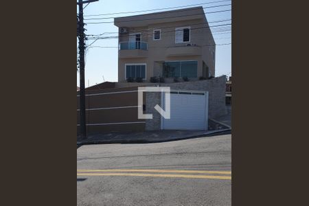 Casa à venda com 210m², 4 quartos e 5 vagasFachada