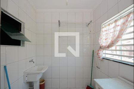 Casa à venda com 210m², 4 quartos e 5 vagasÁrea de Serviço