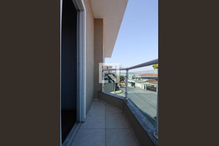 Casa à venda com 210m², 4 quartos e 5 vagasSuíte 1 - varanda