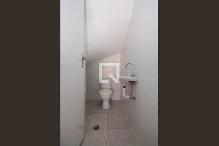 Casa à venda com 210m², 4 quartos e 5 vagasBanheiro de serviço