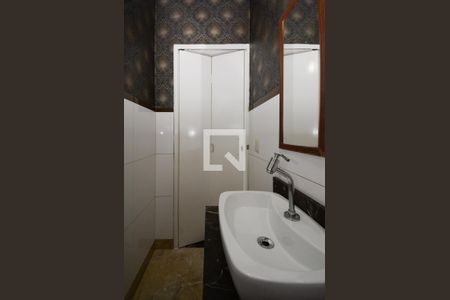 Casa à venda com 210m², 4 quartos e 5 vagasLavabo