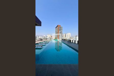 Studio à venda com 82m², 1 quarto e 1 vagaPiscina