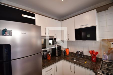 Casa de condomínio à venda com 98m², 3 quartos e 2 vagasCozinha