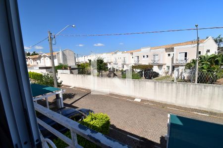 Casa de condomínio à venda com 98m², 3 quartos e 2 vagasBanheiro 2 - Vista