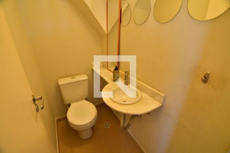 Casa de condomínio à venda com 98m², 3 quartos e 2 vagasLavabo