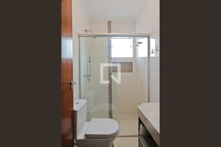 Casa à venda com 400m², 3 quartos e 7 vagasBanheiro da Suíte 3