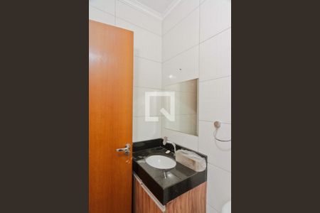 Casa à venda com 400m², 3 quartos e 7 vagasBanheiro - área externa