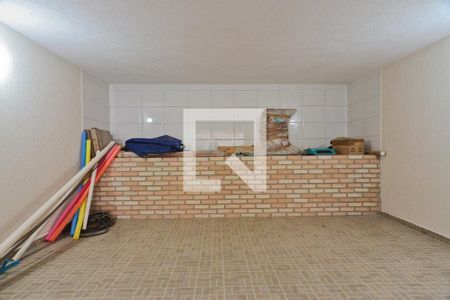 Casa à venda com 400m², 3 quartos e 7 vagasSalão