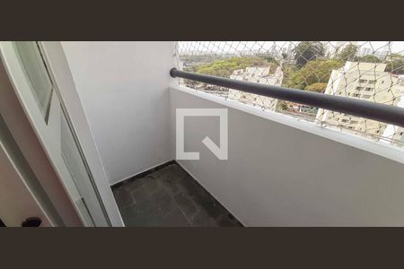 Sacada de apartamento para alugar com 3 quartos, 70m² em Continental, Osasco