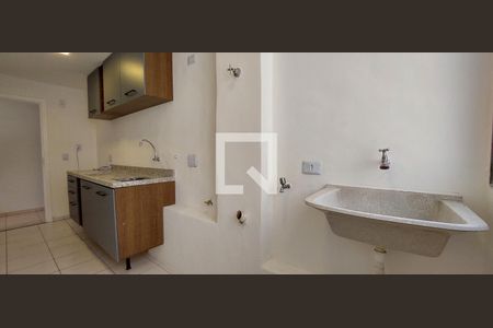 Apartamento à venda com 65m², 3 quartos e 1 vagaÁrea de Serviço