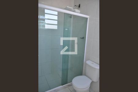 Casa de condomínio para alugar com 170m², 2 quartos e 1 vagaBanheiro