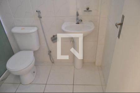 Casa de condomínio para alugar com 170m², 2 quartos e 1 vagaBanheiro