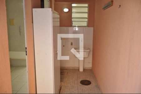 Casa de condomínio para alugar com 170m², 2 quartos e 1 vagaÁrea de Serviço