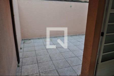 Casa de condomínio para alugar com 170m², 2 quartos e 1 vagaQuintal