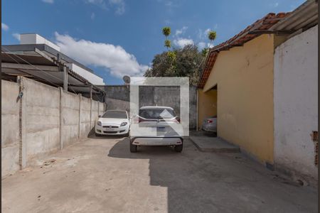 Casa à venda com 360m², 3 quartos e 4 vagasEstacionamento