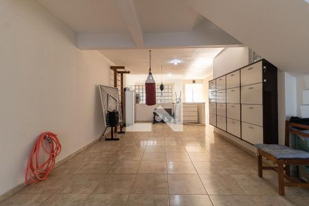 Casa à venda com 300m², 3 quartos e 5 vagas Casa à venda com 300m², 3 quartos e 5 vagasGaragem