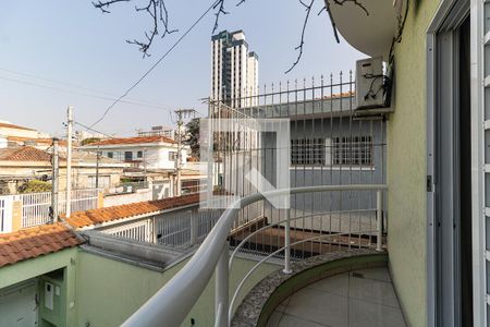 Casa à venda com 300m², 3 quartos e 5 vagas Casa à venda com 300m², 3 quartos e 5 vagasVaranda da Suíte 1