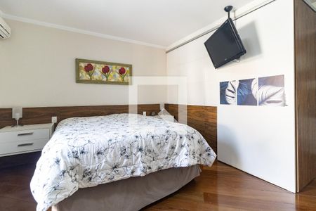 Casa à venda com 300m², 3 quartos e 5 vagas Casa à venda com 300m², 3 quartos e 5 vagasSuíte 1