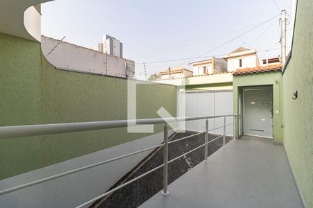 Casa à venda com 300m², 3 quartos e 5 vagas Casa à venda com 300m², 3 quartos e 5 vagasEntrada