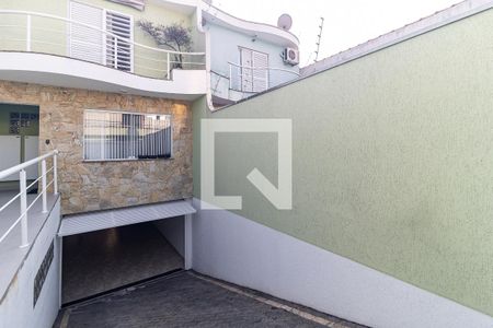 Casa à venda com 300m², 3 quartos e 5 vagas Casa à venda com 300m², 3 quartos e 5 vagasEntrada