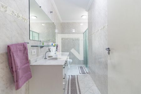 Casa à venda com 300m², 3 quartos e 5 vagas Casa à venda com 300m², 3 quartos e 5 vagasBanheiro da Suíte 1