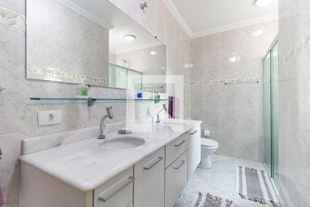 Casa à venda com 300m², 3 quartos e 5 vagas Casa à venda com 300m², 3 quartos e 5 vagasBanheiro da Suíte 1