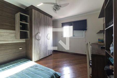 Casa à venda com 300m², 3 quartos e 5 vagas Casa à venda com 300m², 3 quartos e 5 vagasSuíte 3