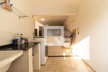 Casa à venda com 300m², 3 quartos e 5 vagas Casa à venda com 300m², 3 quartos e 5 vagasLavanderia