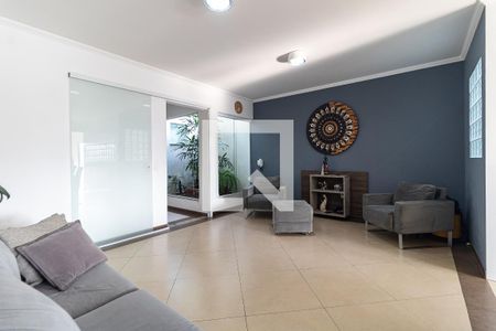 Casa à venda com 300m², 3 quartos e 5 vagas Casa à venda com 300m², 3 quartos e 5 vagasSala de Estar