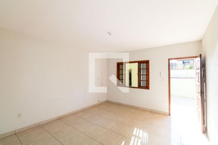 Sala de casa para alugar com 2 quartos, 101m² em Campo Grande, Rio de Janeiro