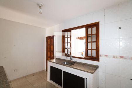 Casa para alugar com 101m², 2 quartos e 2 vagasCopa/Cozinha