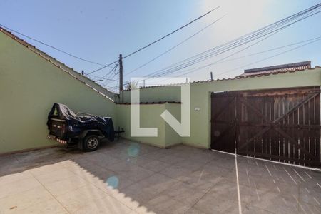 Casa para alugar com 101m², 2 quartos e 2 vagasQuintal