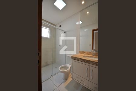 Casa de condomínio à venda com 60m², 2 quartos e 1 vagaBanheiro