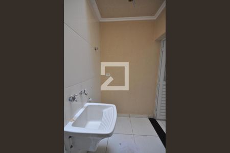 Casa de condomínio à venda com 60m², 2 quartos e 1 vagaLavanderia