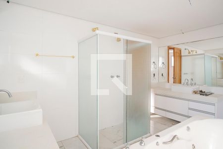 Apartamento à venda com 264m², 4 quartos e 4 vagasBanheiro da suíte 1