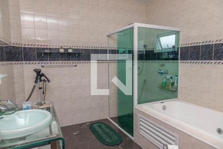 Casa à venda com 213m², 2 quartos e 2 vagas Casa à venda com 213m², 2 quartos e 2 vagasBanheiro da suíte 1