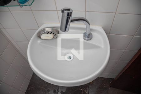 Casa à venda com 213m², 2 quartos e 2 vagas Casa à venda com 213m², 2 quartos e 2 vagasLavabo