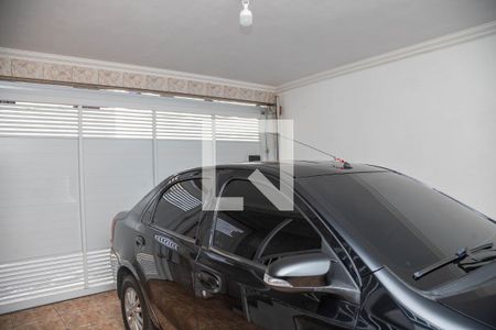 Casa à venda com 213m², 2 quartos e 2 vagas Casa à venda com 213m², 2 quartos e 2 vagasGaragem