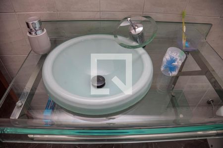 Casa à venda com 213m², 2 quartos e 2 vagas Casa à venda com 213m², 2 quartos e 2 vagasBanheiro da suíte 1