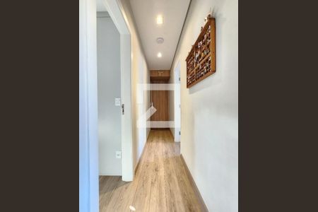 Apartamento à venda com 156m², 4 quartos e 3 vagasCorredor