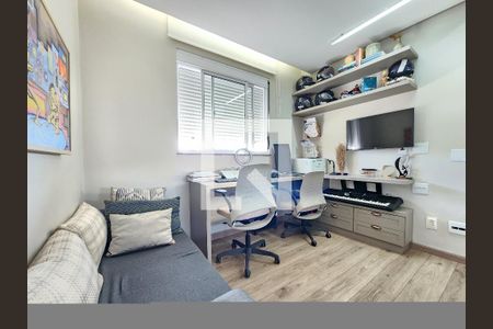 Apartamento à venda com 156m², 4 quartos e 3 vagasQuarto 4