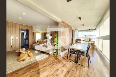 Apartamento à venda com 156m², 4 quartos e 3 vagasVaranda da Sala