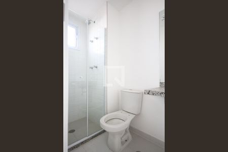 Apartamento para alugar com 58m², 2 quartos e 1 vaga Apartamento para alugar com 58m², 2 quartos e 1 vagaBanheiro da Suíte