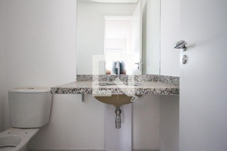 Apartamento para alugar com 58m², 2 quartos e 1 vaga Apartamento para alugar com 58m², 2 quartos e 1 vagaBanheiro da Suíte