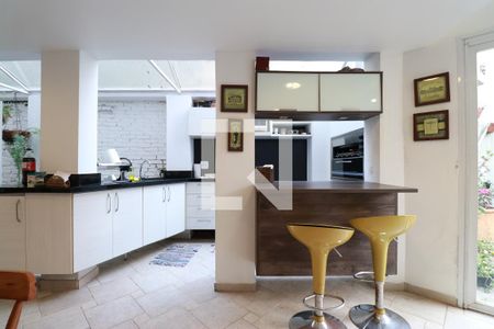 Casa à venda com 220m², 4 quartos e 3 vagasÁrea gourmet